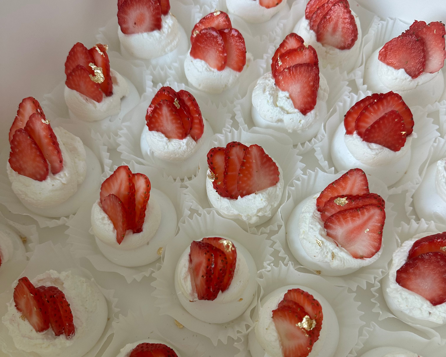Pavlova Bites