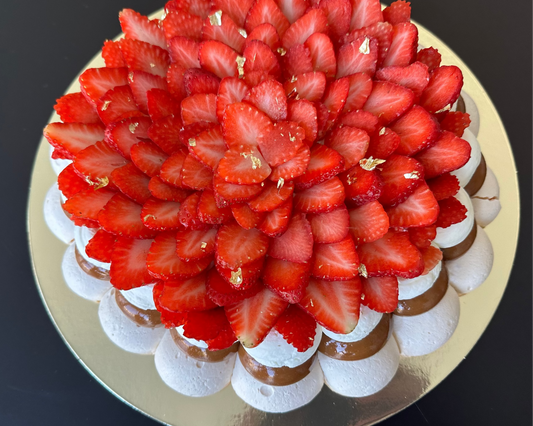 Classic Pavlova