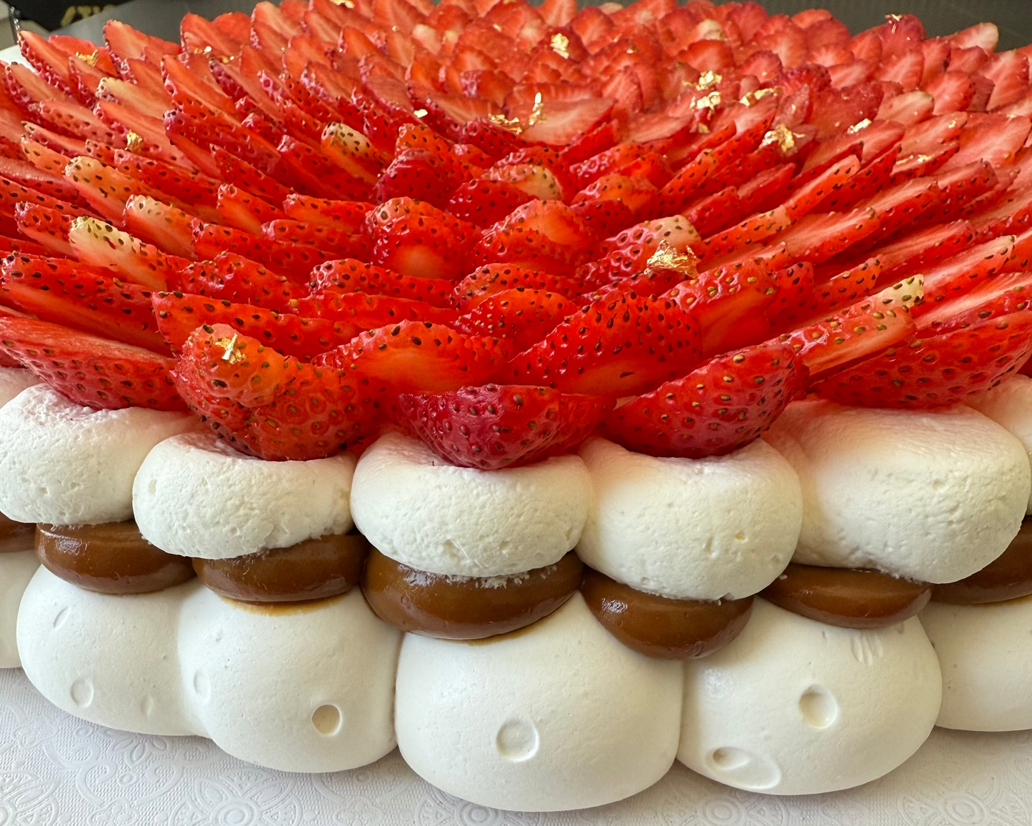 Classic Pavlova